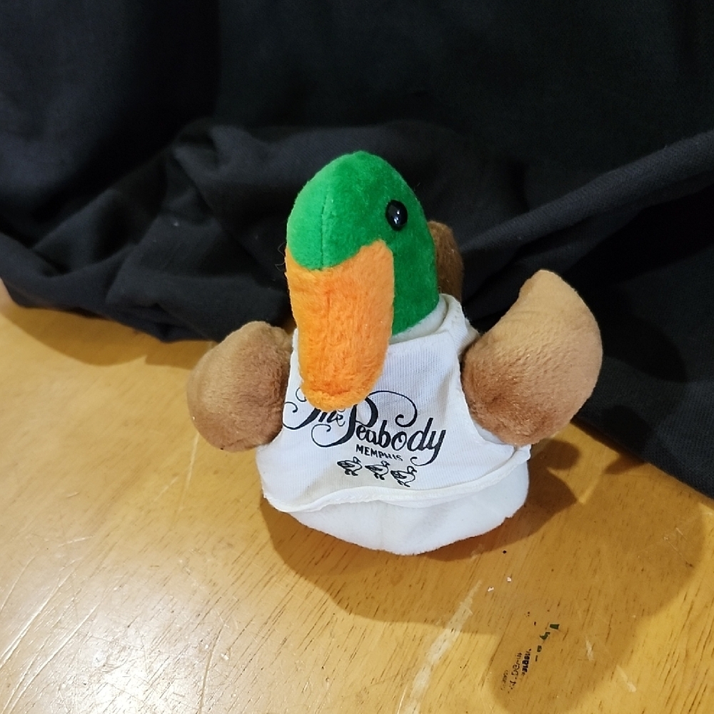 THE PEABODY MEMPHIS PLUSH DUCK